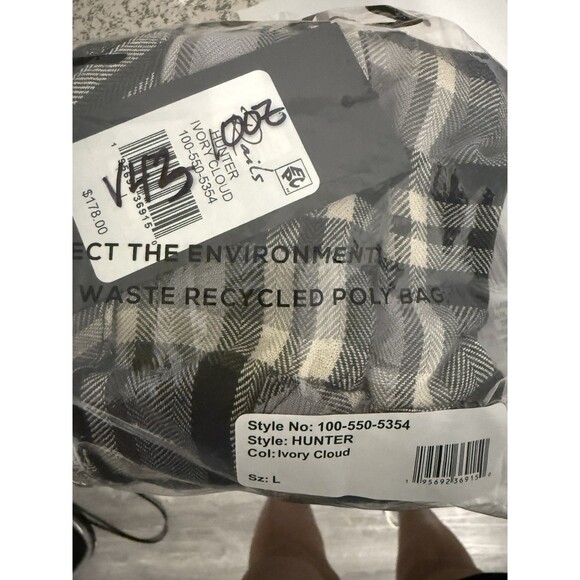 Rails Womens Hunter Plaid Button Down Shirt Black Ivory Flannel Rayon NWT LARGE - Picture 8 of 8